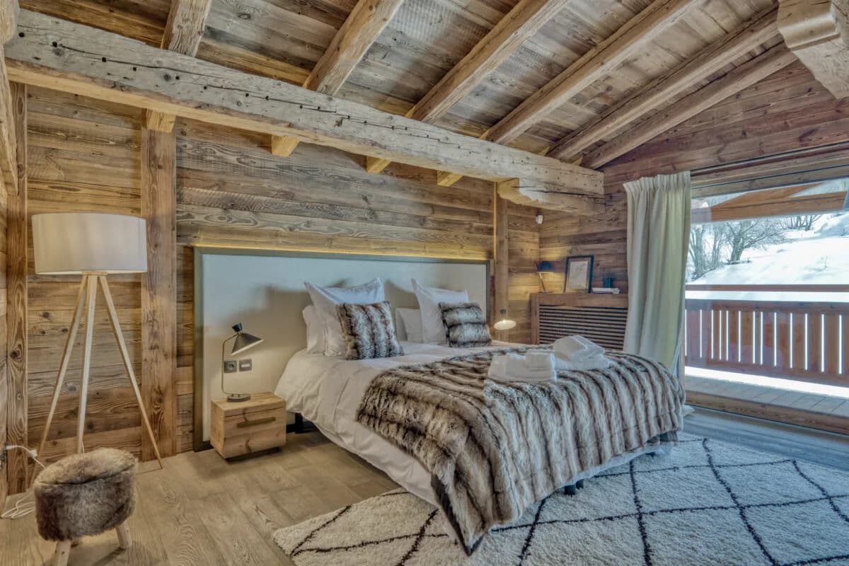 Bright Chalet with Fireplace and Spa photo 3