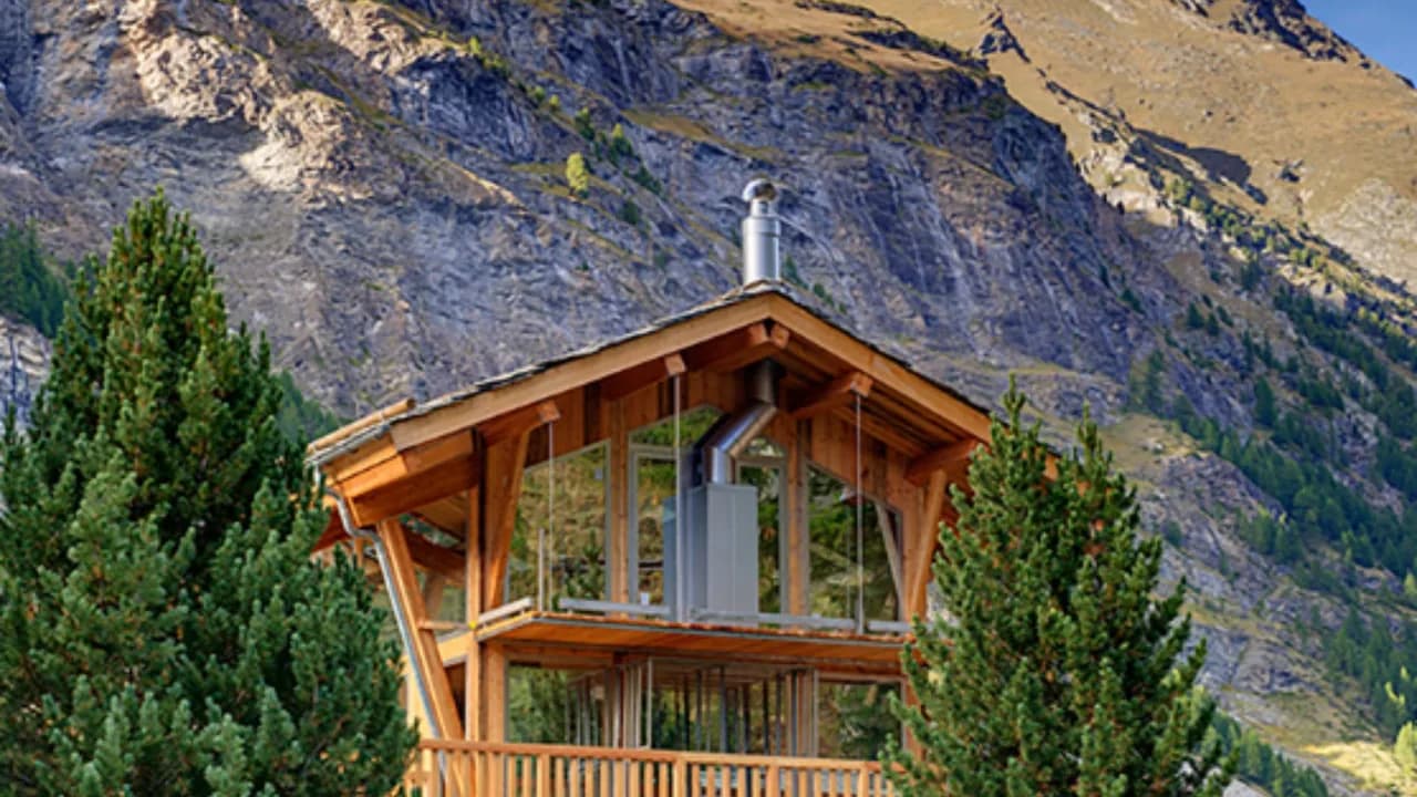 Panoramic Chalet With Outdoor Hot Tub photo 4