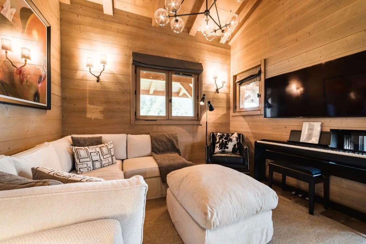 Quiet Megève Residence near Slopes Access photo 2