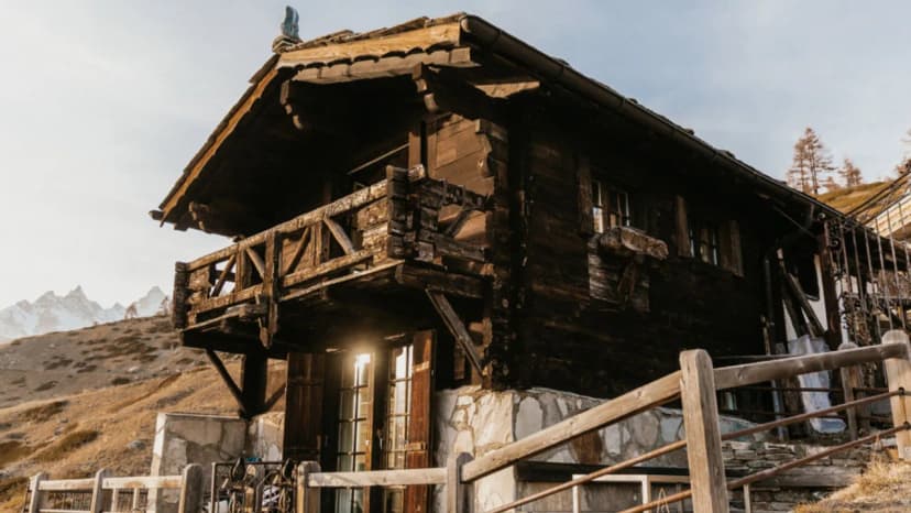Cozy Family Chalet Above Zermatt Peaks