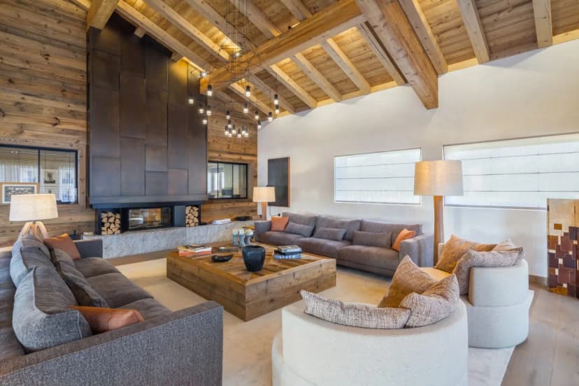 Grand Chalet with Pool and Mountain Views