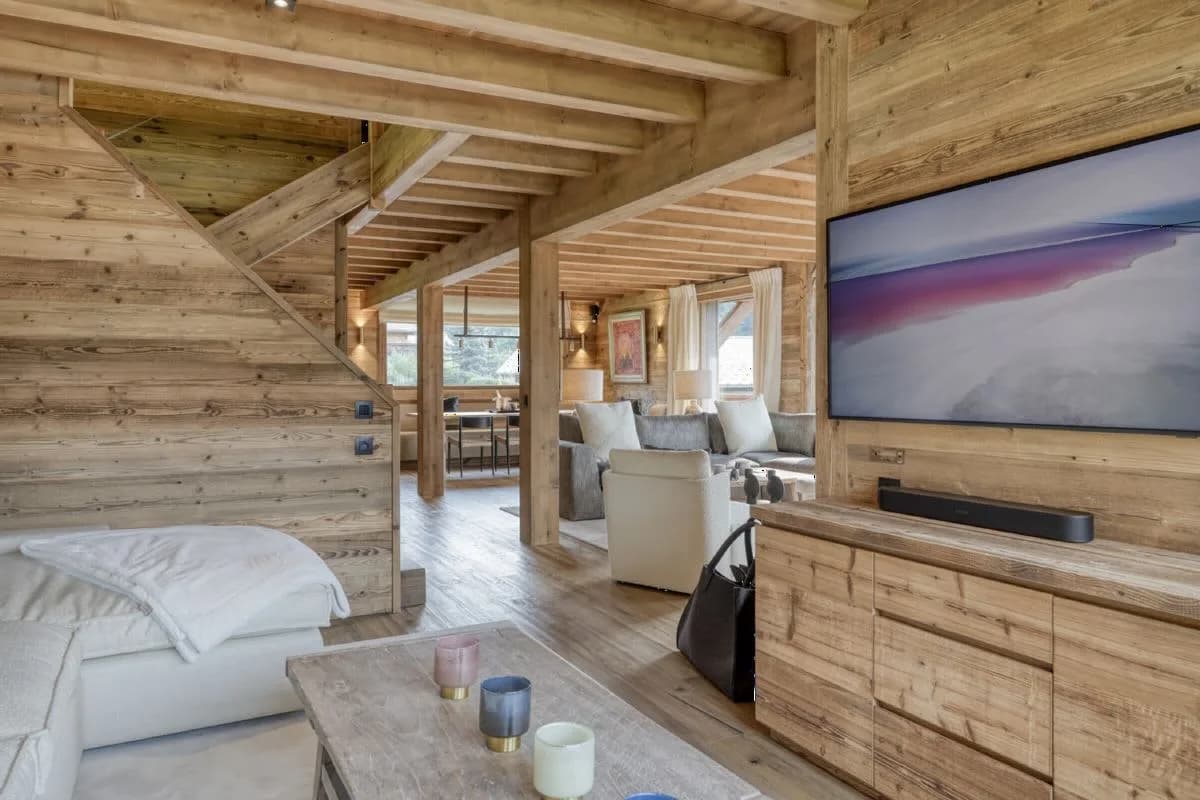 Authentic Chalet Blending Tradition and Comfort photo 5