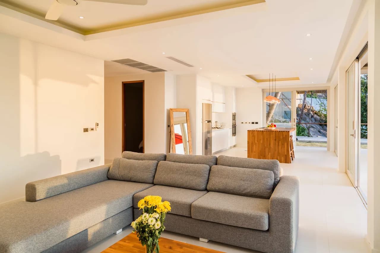 Elegant Retreat With Infinity Pool View photo 2