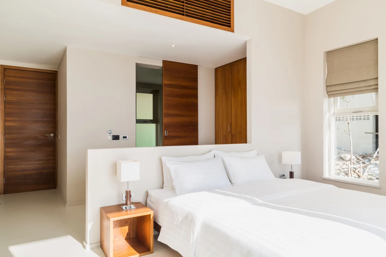 Elegant Retreat With Infinity Pool View photo 3