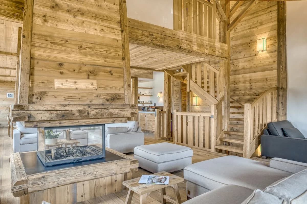 Tranquil Alpine Home with Authentic Warmth photo 2