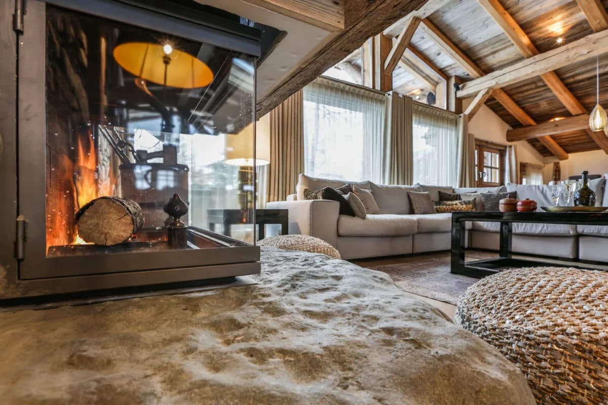 Family Chalet Offering Charm and Relaxation photo 2