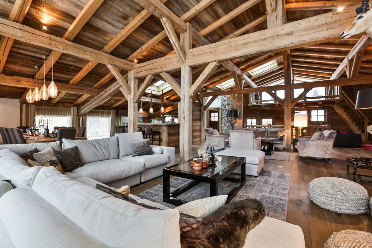 Family Chalet Offering Charm and Relaxation photo 4