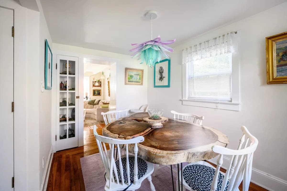 Historic Riverfront Two Bedroom Home in New Jersey photo 4