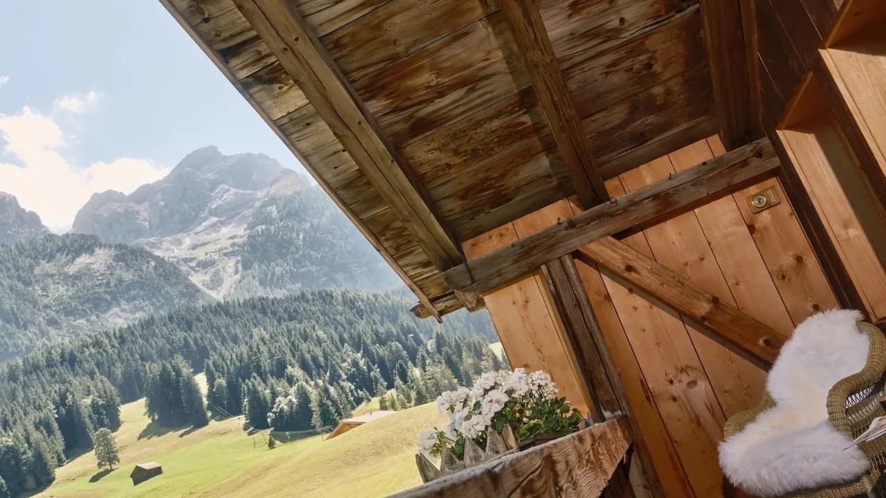 Gstaad Mountain Chalet With Outdoor Spa photo 4