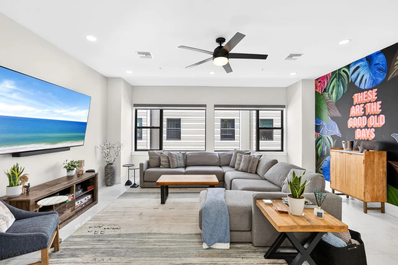 Modern 4BR Home with Rooftop Oasis