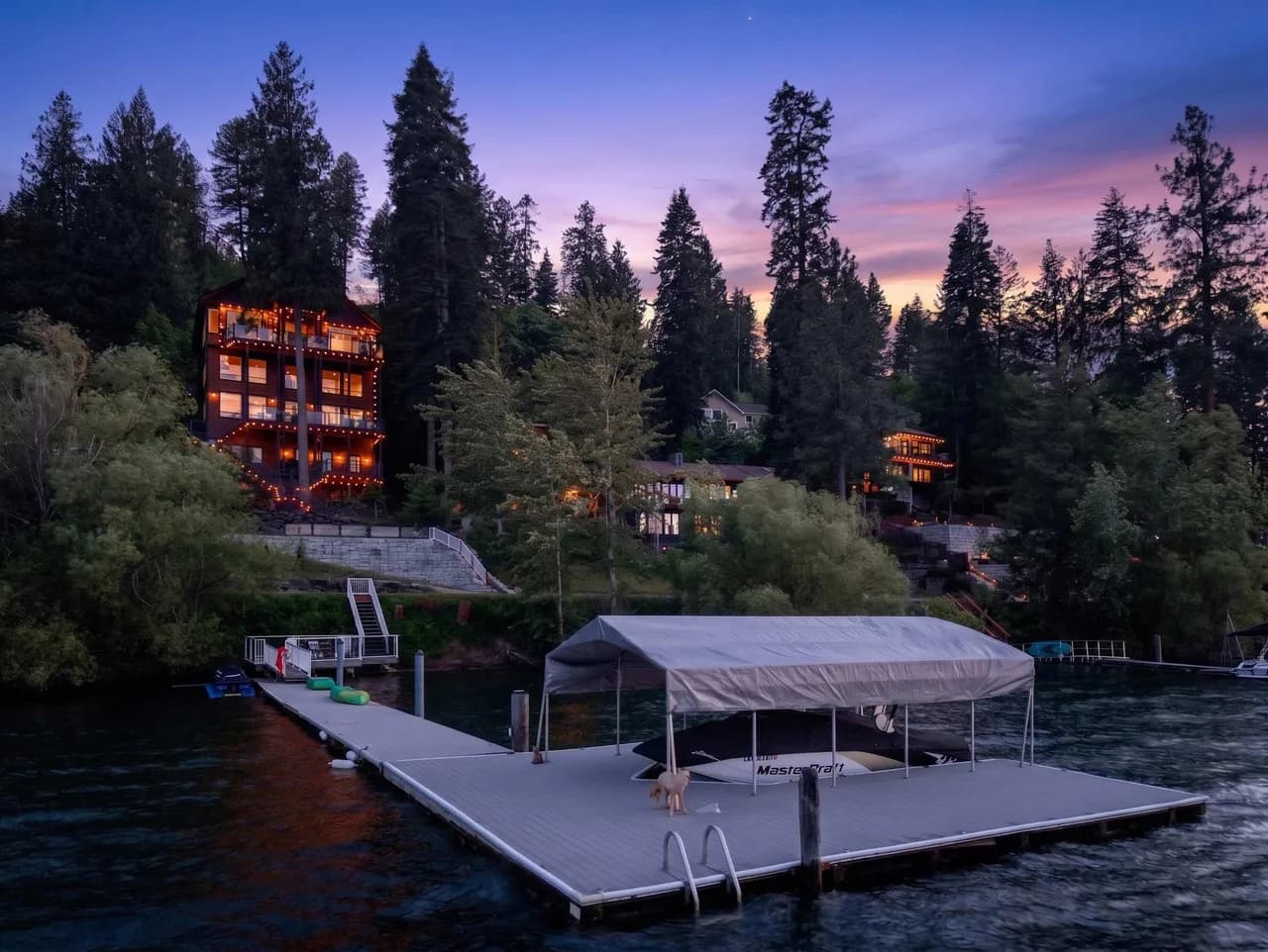 Waterfront Six Bedroom Villa in Coeur d'Alene Area photo 5