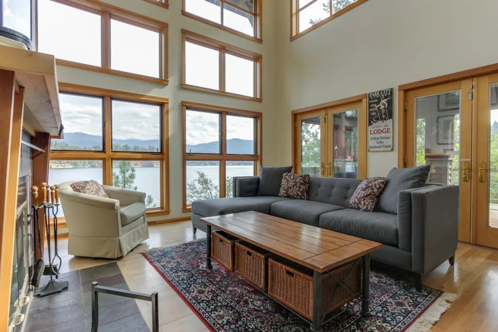 Lakefront Three-Bedroom Villa in Hayden Idaho