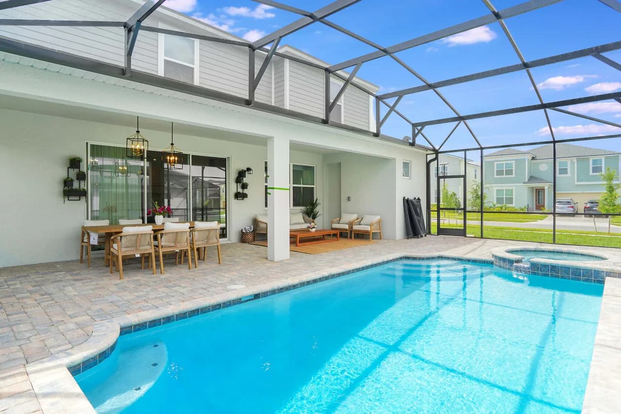 Spacious Ten Bedroom Retreat in Kissimmee photo 3