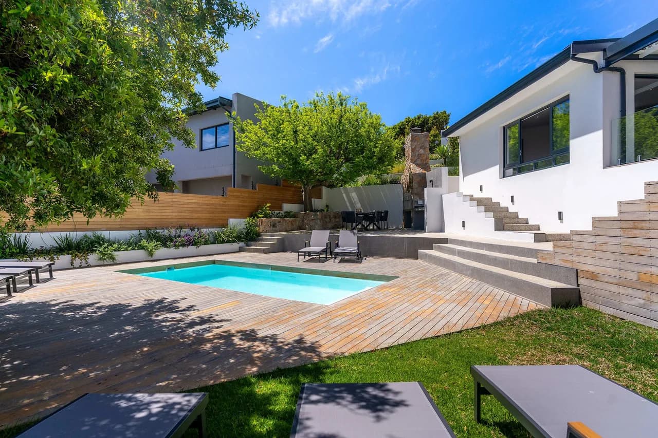 Oceanview Four Bedroom Villa in Camps Bay photo 4