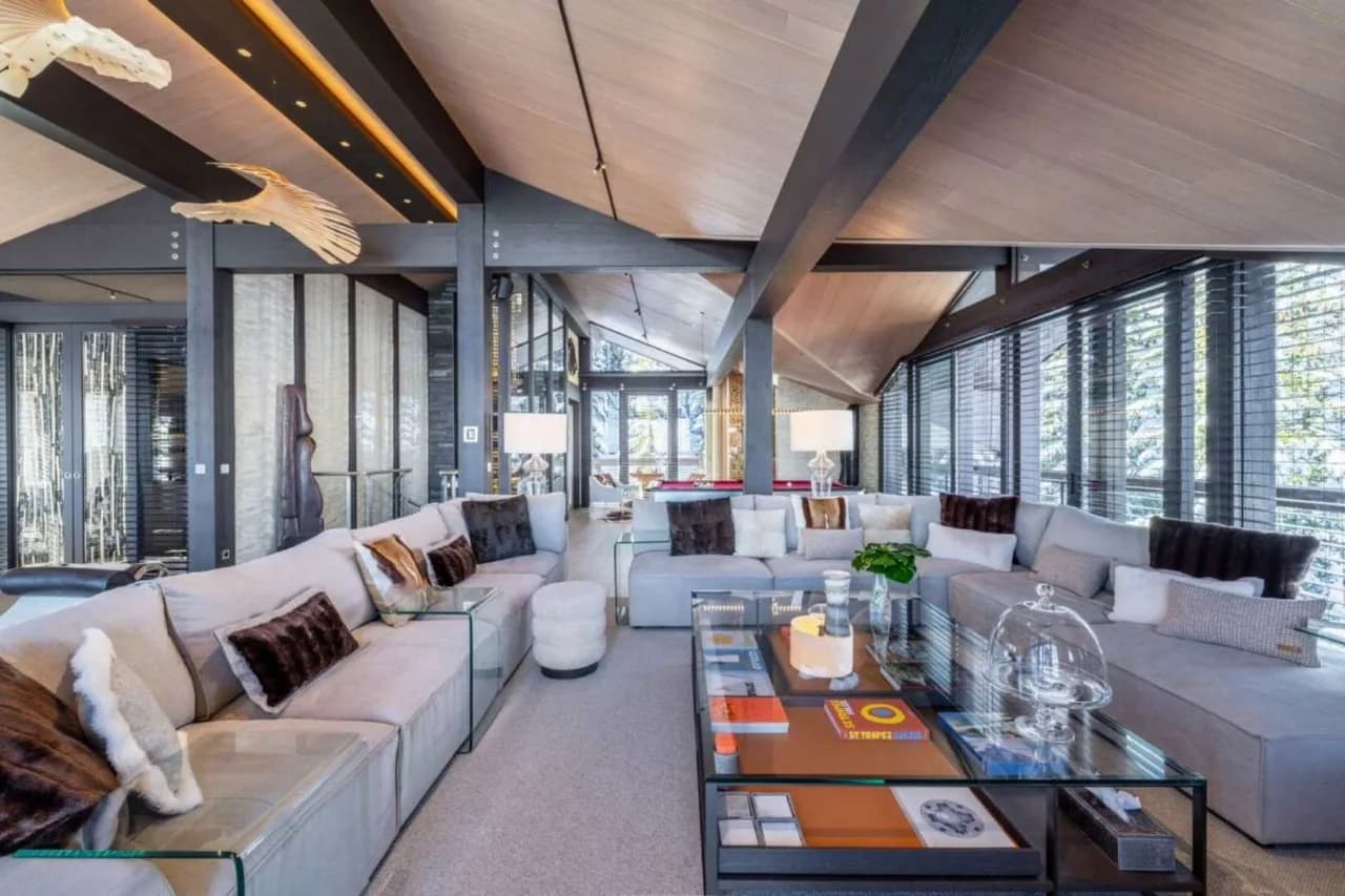 Grand Alpine Residence with Heated Pool photo 4