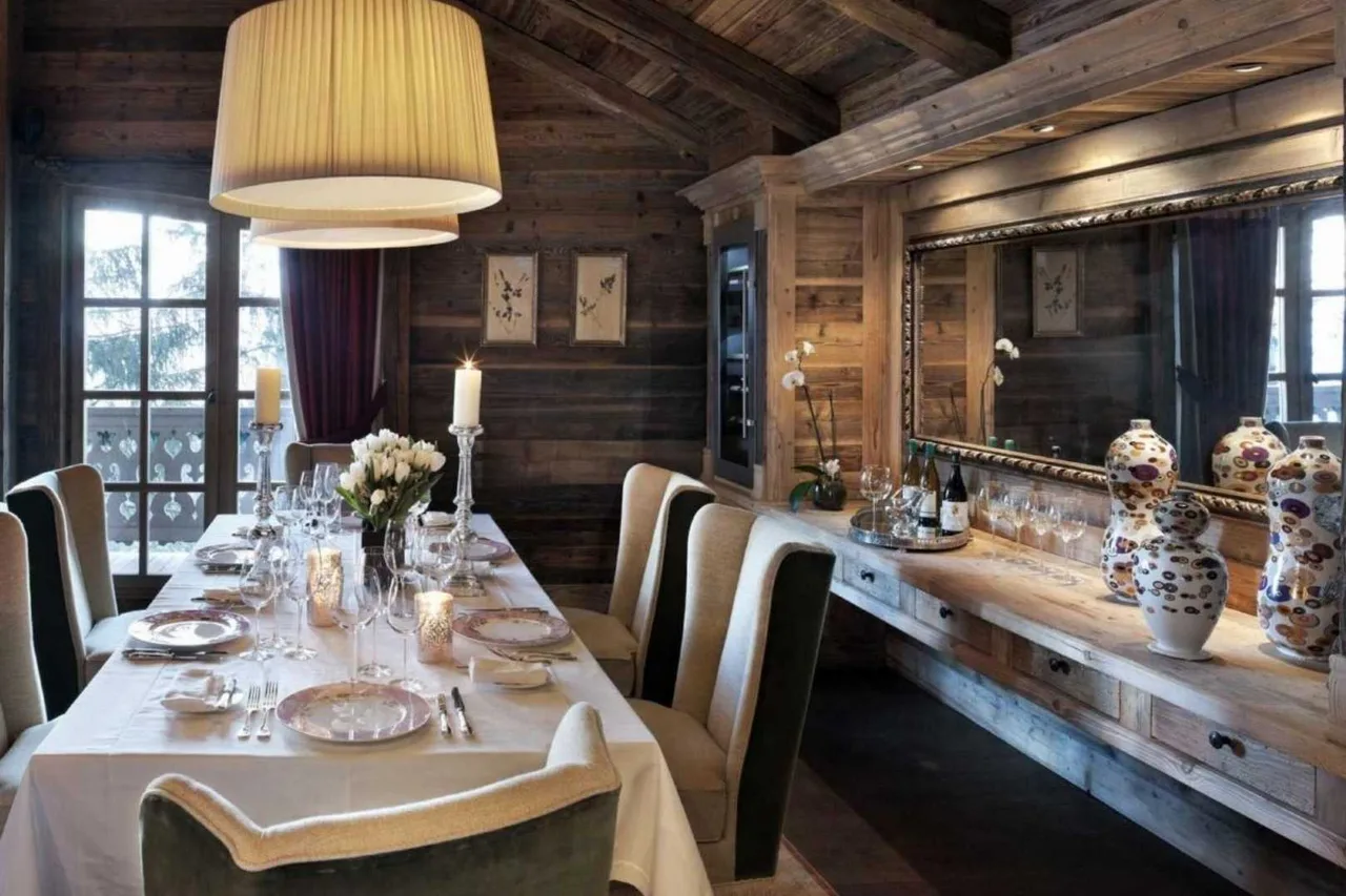 Ultra-Luxury Chalet with Private Spa photo 5