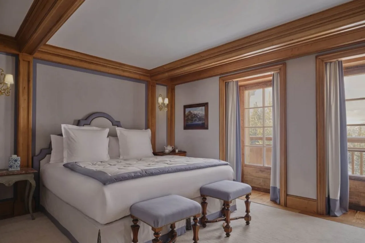 Ski-Side Chalet With Premium Amenities photo 3