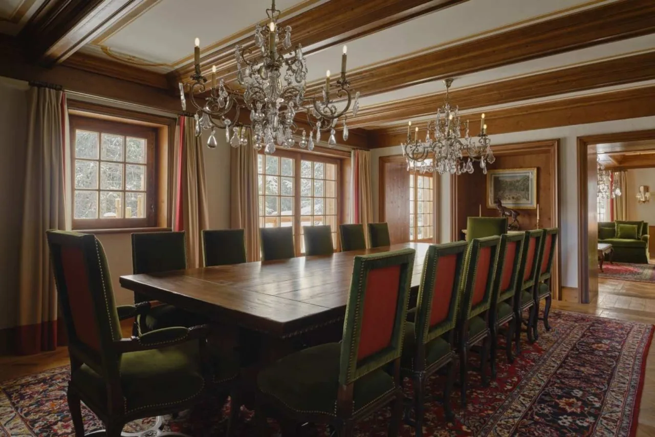 Ski-Side Chalet With Premium Amenities photo 4