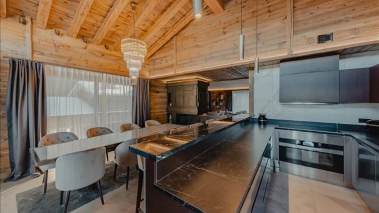 5BR Courchevel Chalet With Spa Access photo 4