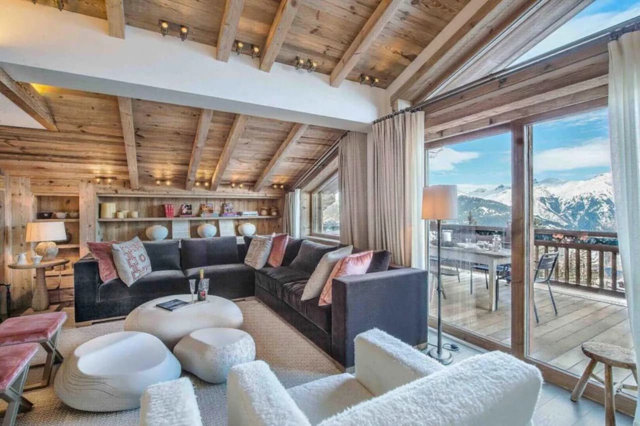 Refined Mountain Residence With Direct Ski Access photo 4