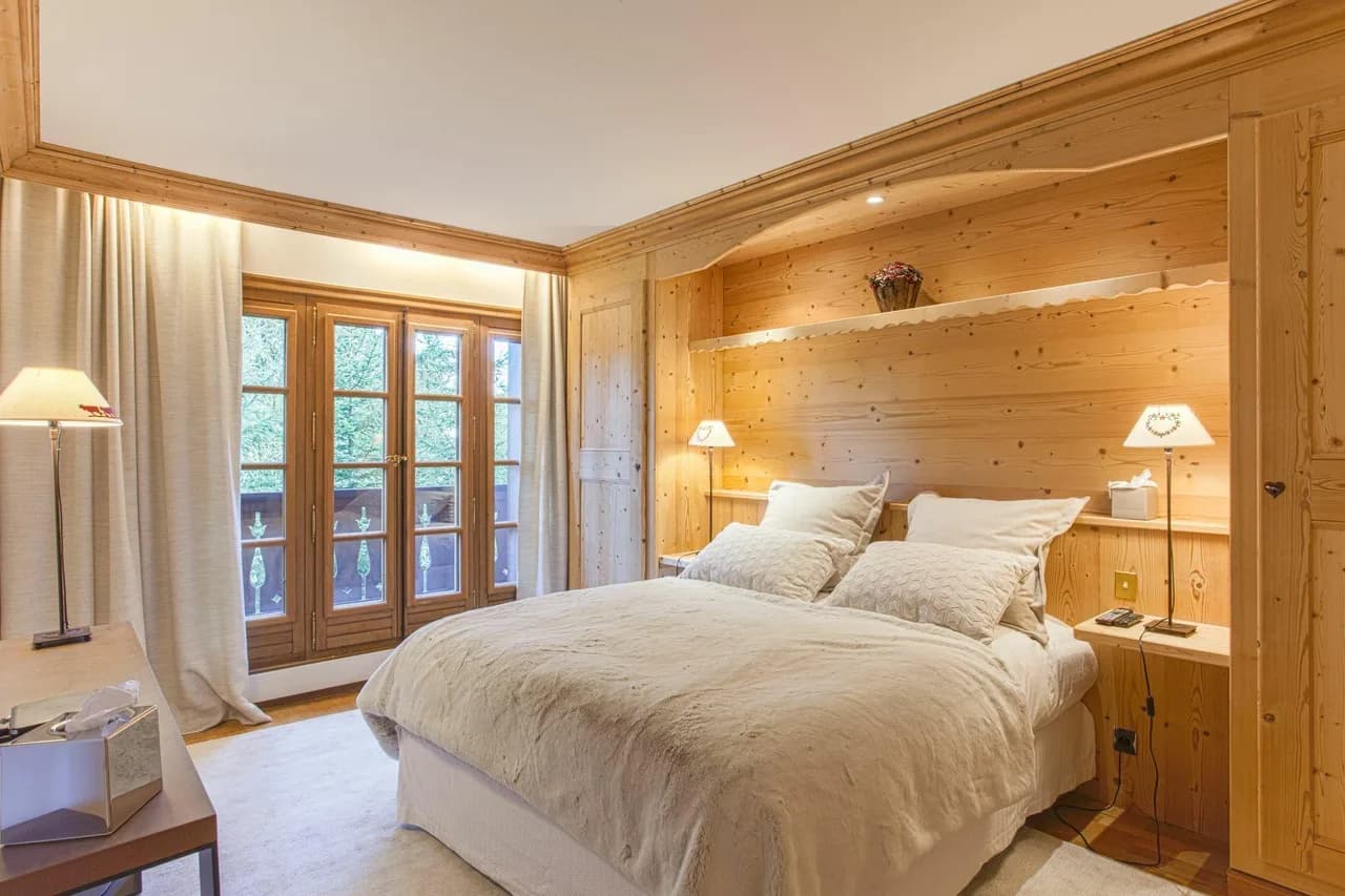 Grand Alpine Chalet With Indoor Pool photo 3