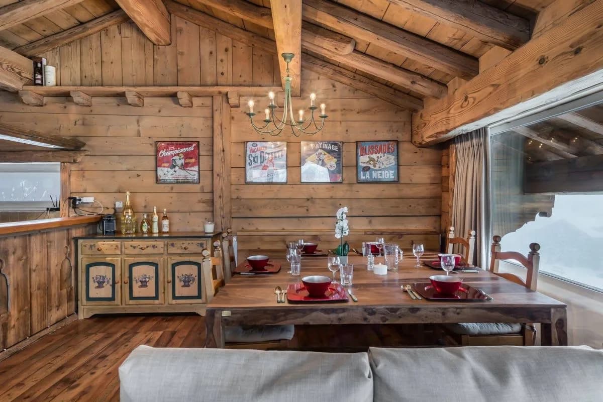 Traditional Alpine Chalet Near Courchevel Slopes photo 5