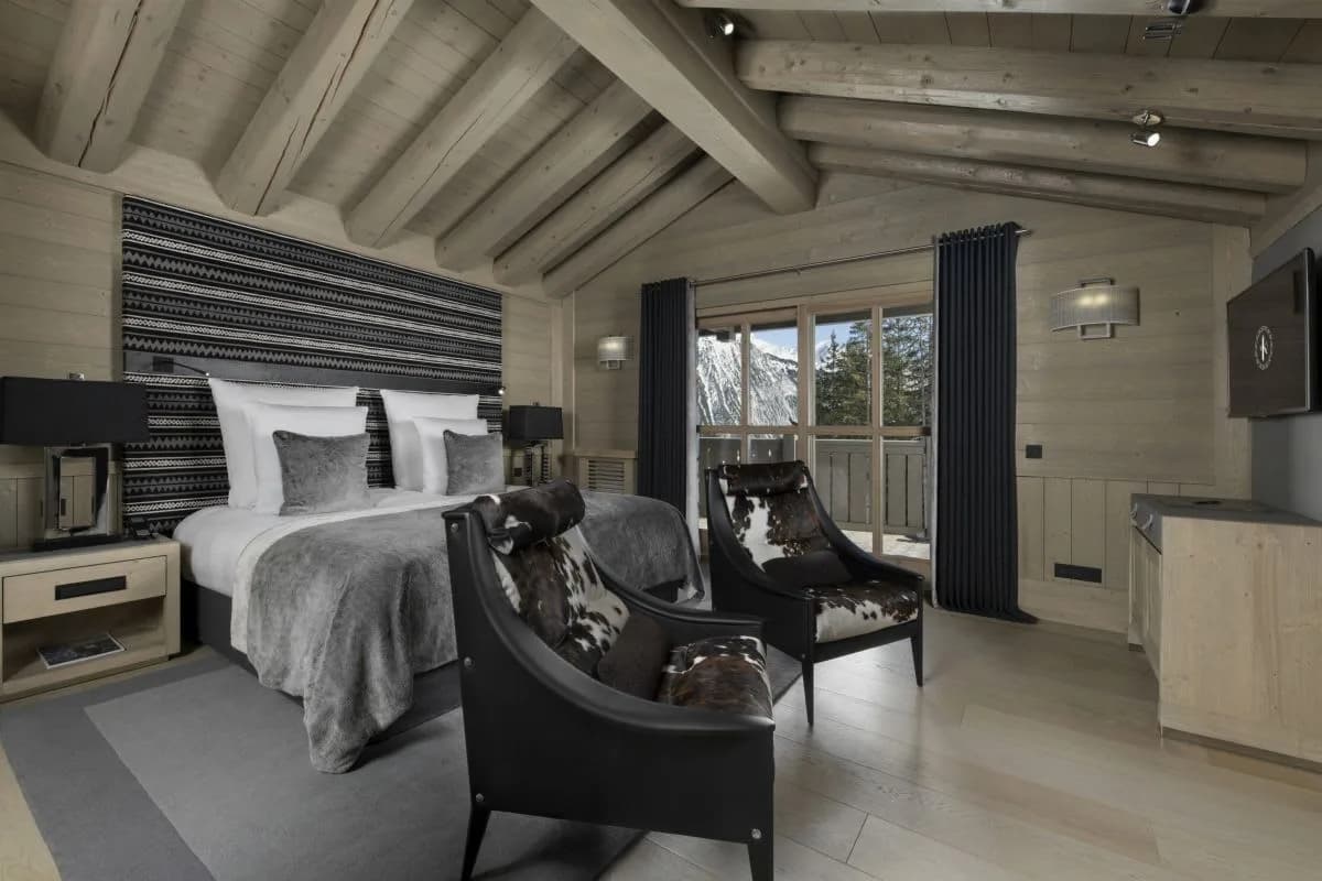Contemporary Alpine Escape Featuring Pool photo 3