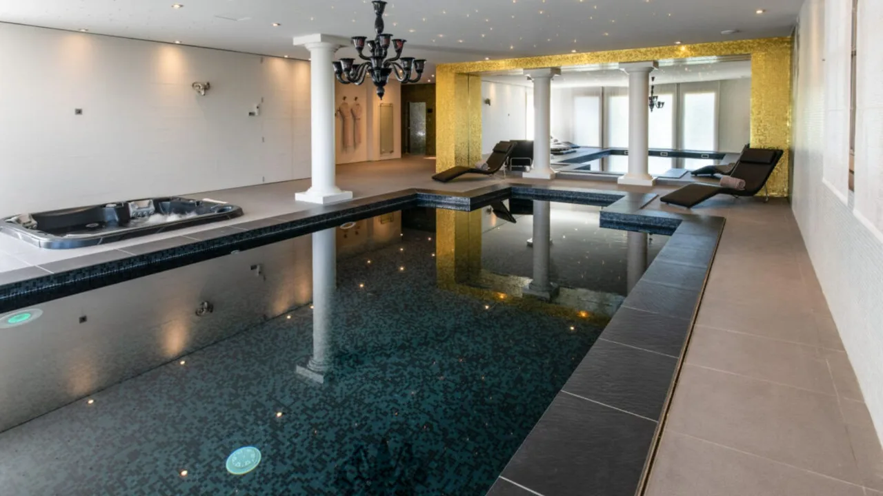 Mountain Spa Chalet With Breathtaking Views