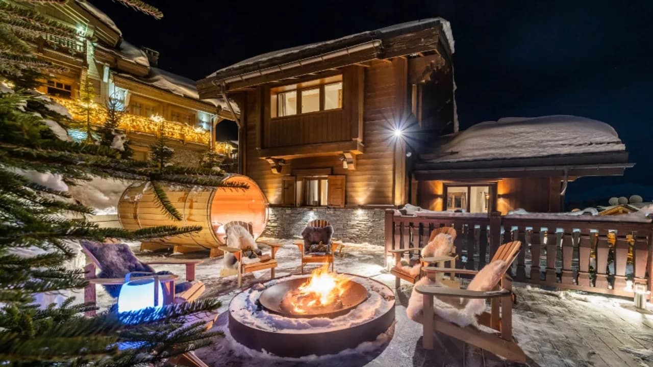 Spacious Courchevel Chalet With Pool Spa