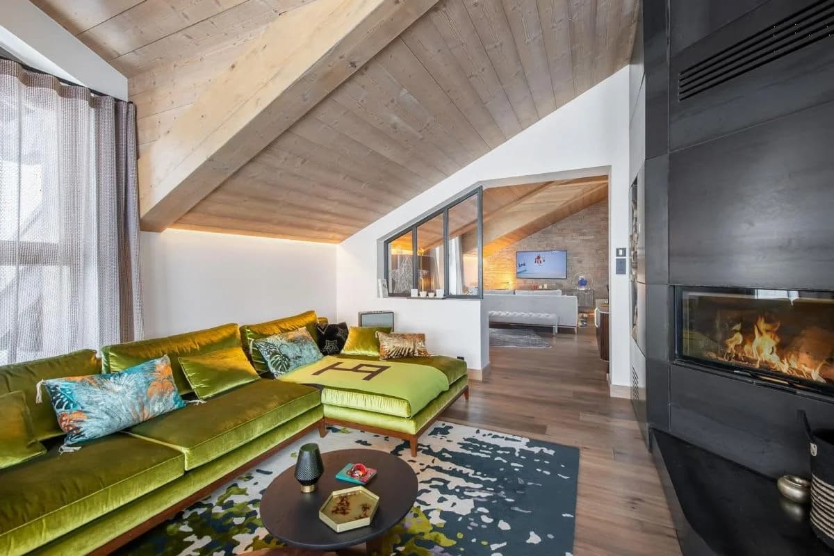 Contemporary Courchevel Apartment For Eight Adults photo 2