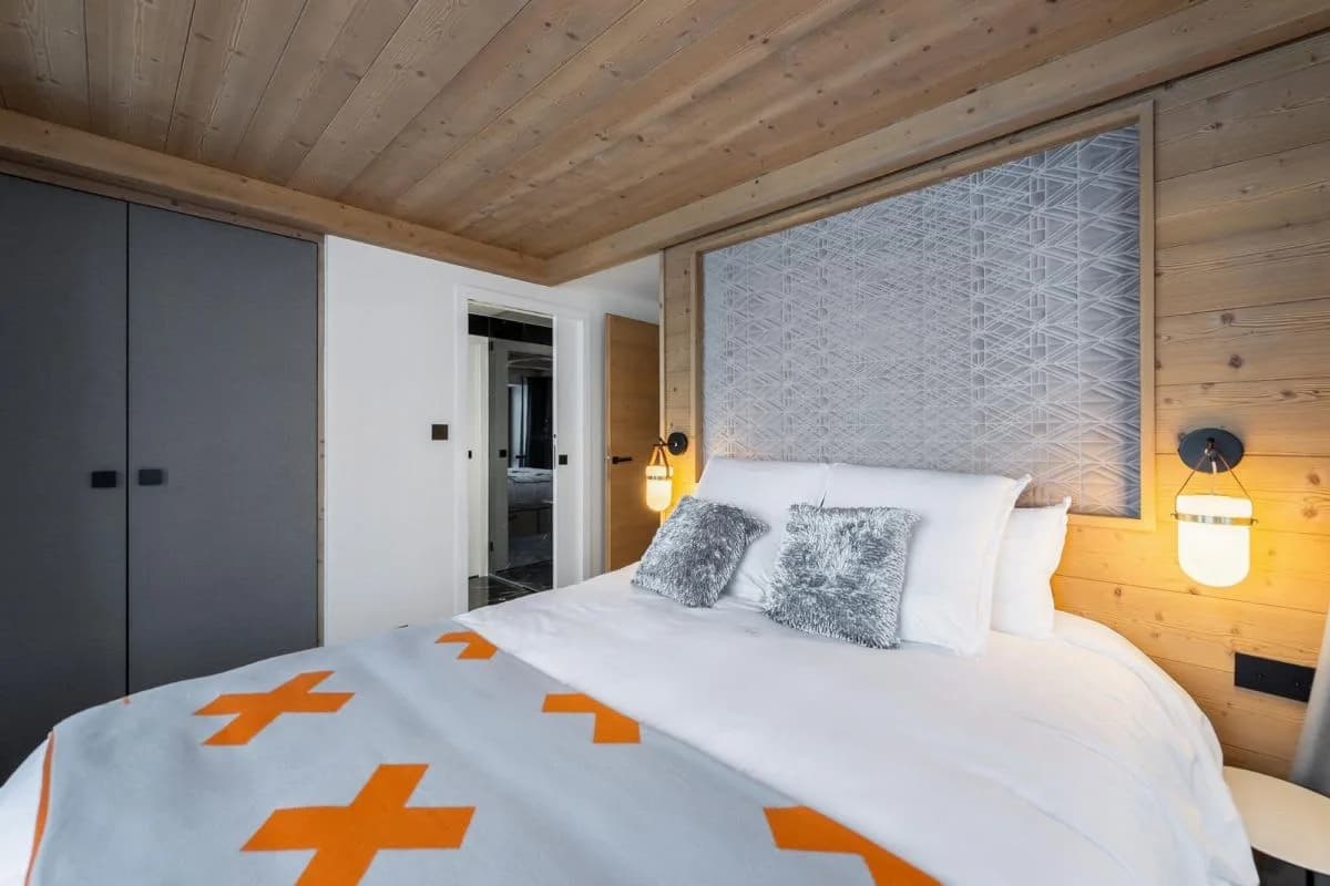 Contemporary Courchevel Apartment For Eight Adults photo 3