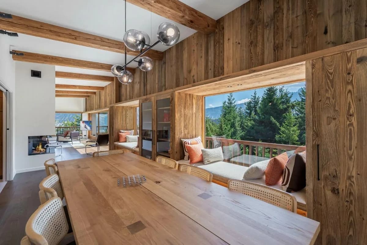 Scenic Courchevel Retreat For Six Guests photo 5