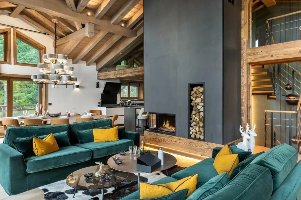 Beautiful Alpine Retreat With Outdoor Jacuzzi