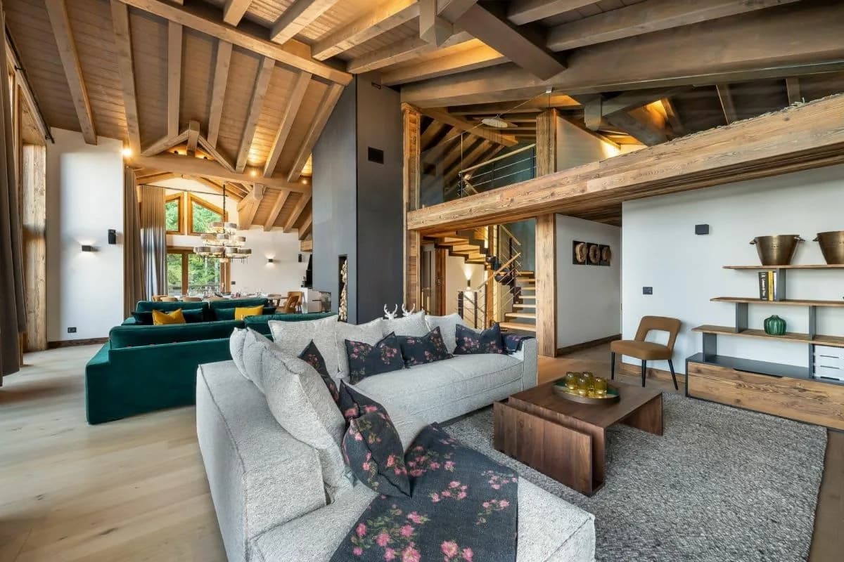 Beautiful Alpine Retreat With Outdoor Jacuzzi photo 5