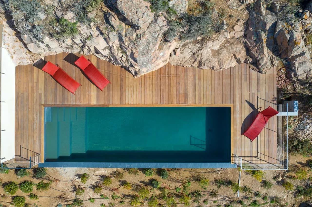 Accessible Beachfront Villa in Corsica photo 2