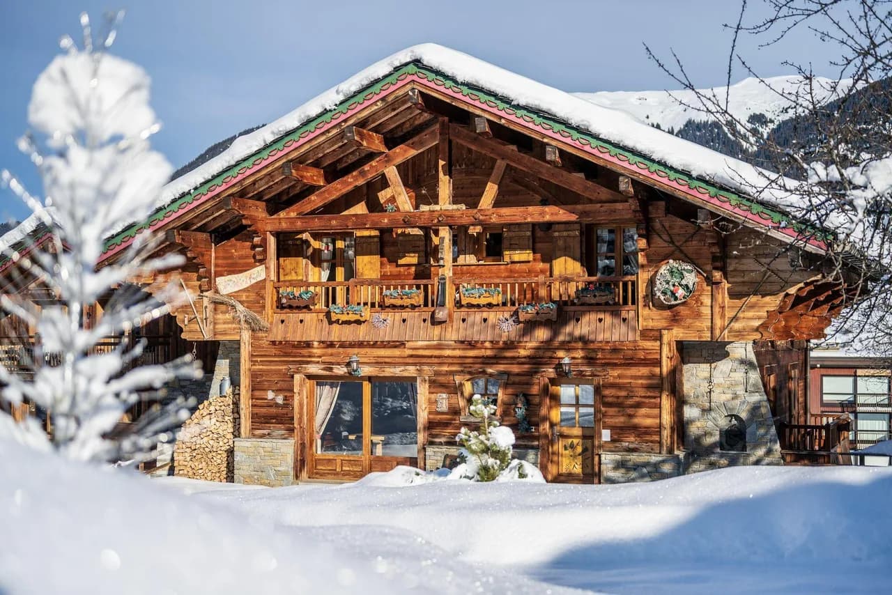 Charming Ski Hideaway With Private Spa