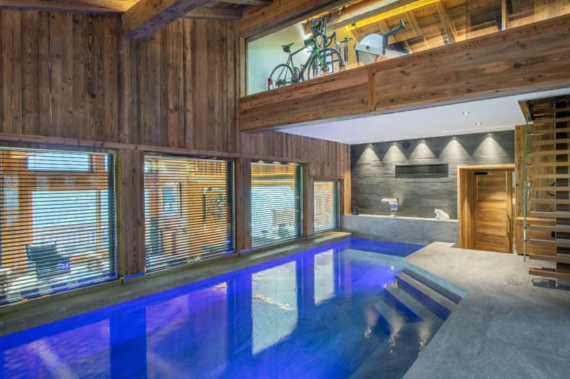 Prestigious Chalet Overlooking Megeve Mountains