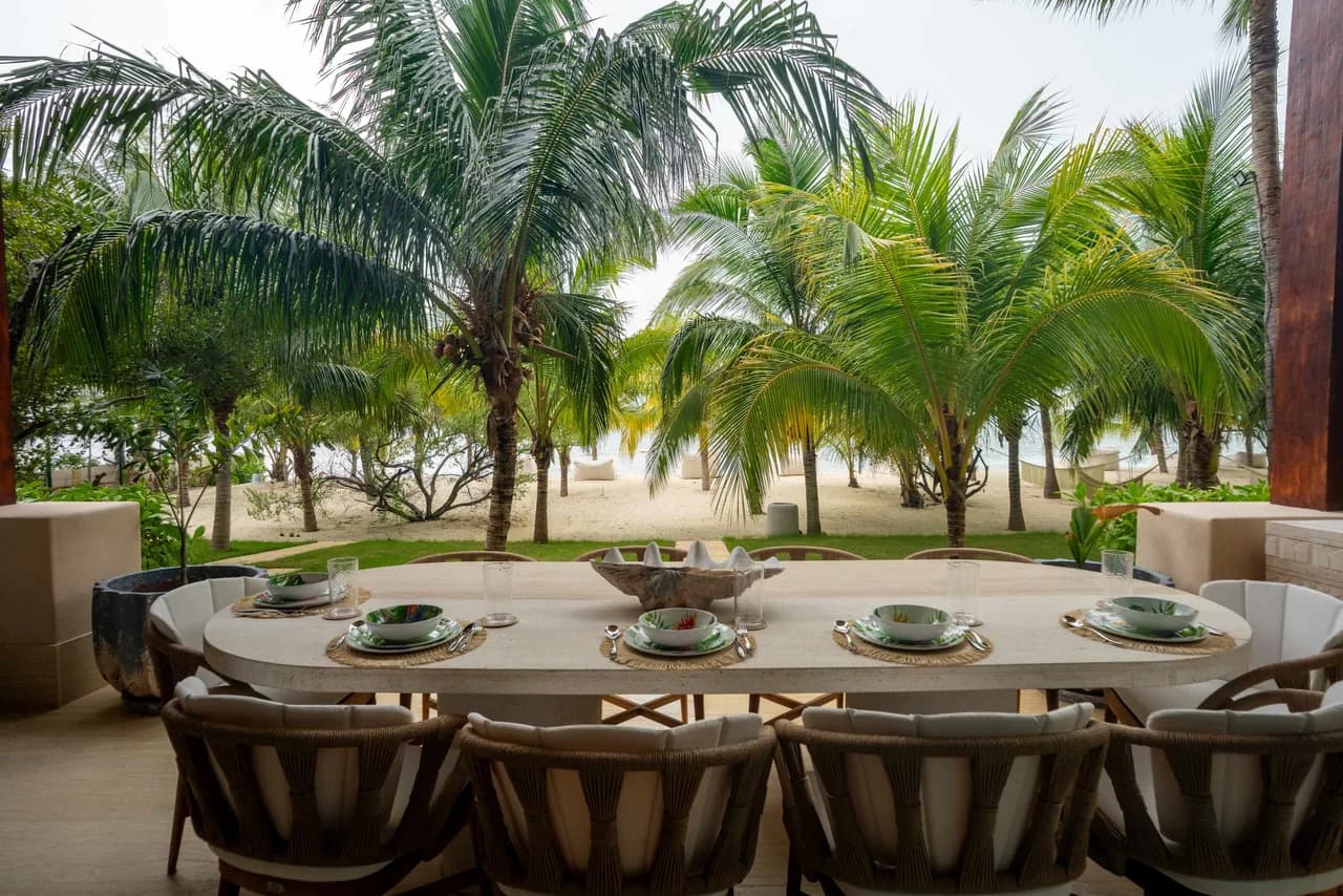Premium Beachfront | 3BR | Heated Infinity Pool photo 2