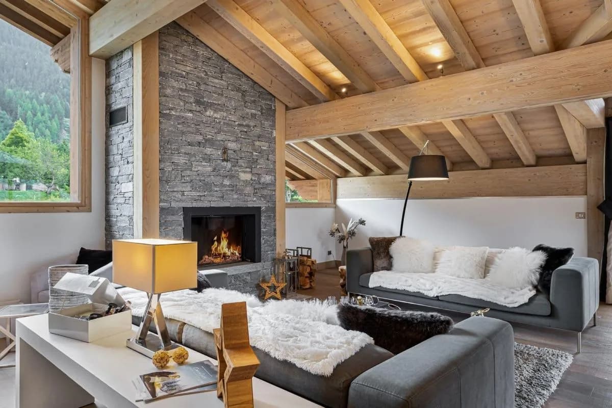 Relaxing Mountain Chalet With Elegant Features photo 2