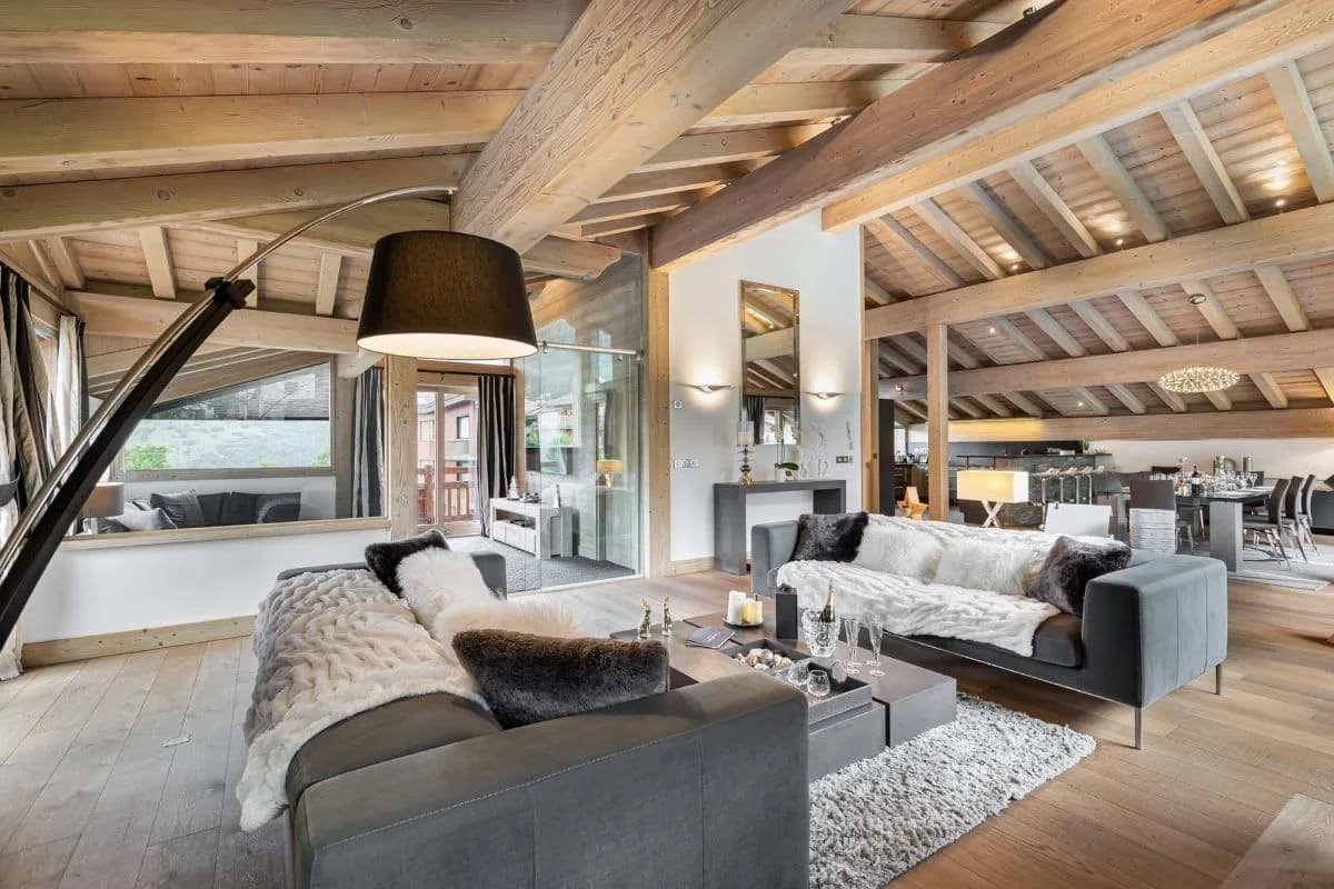 Relaxing Mountain Chalet With Elegant Features photo 5