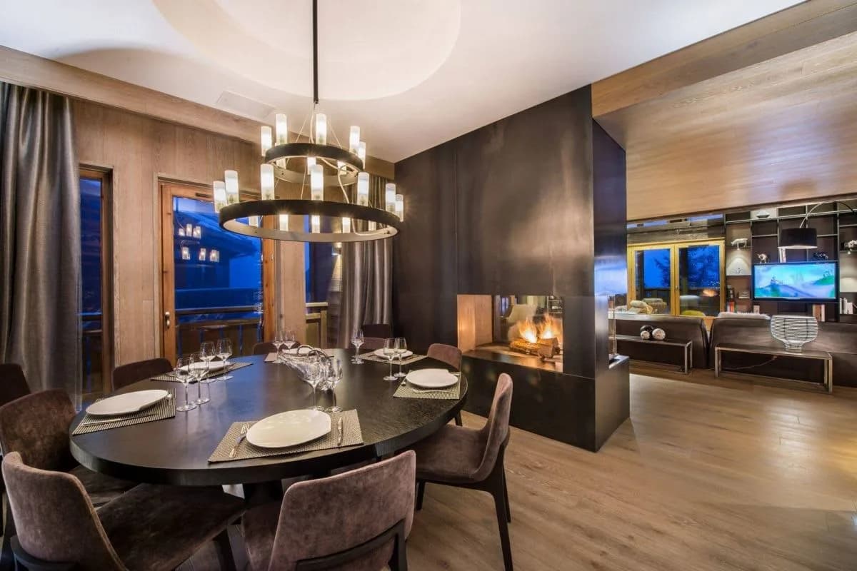 Warm And Elegant Chalet In Courchevel photo 5