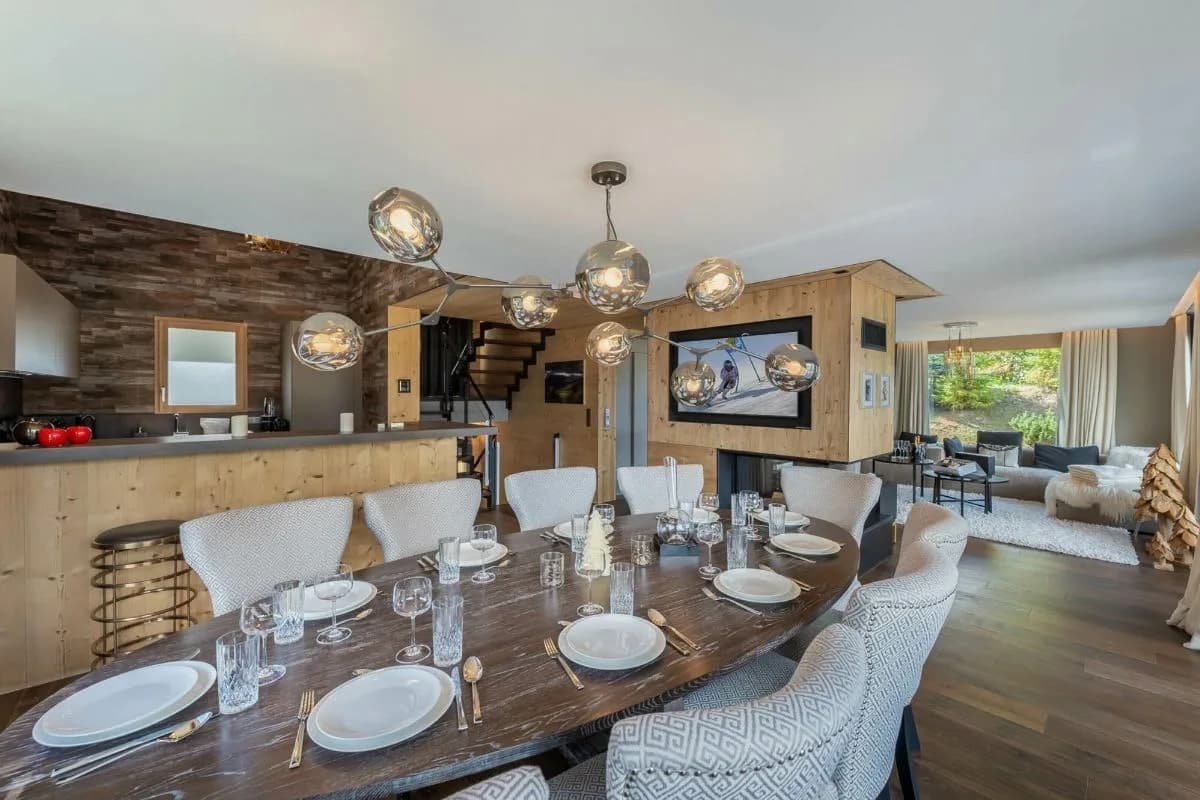 Perfect Courchevel Chalet For Mountain Holidays photo 5