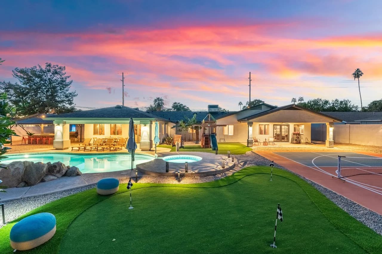 Heated Pool Villa in Phoenix Arizona