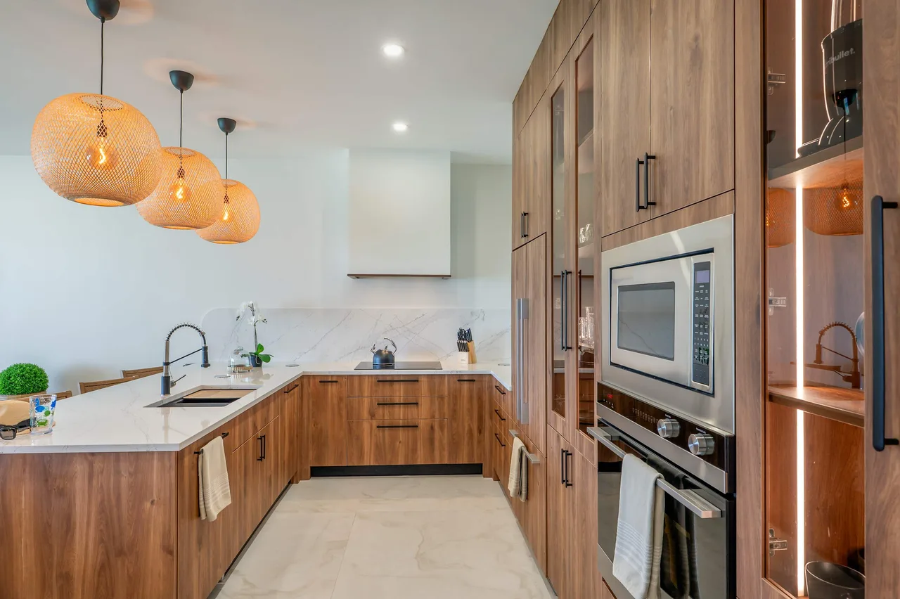 Beachfront Luxury Three Bedroom Retreat in Cayman photo 4