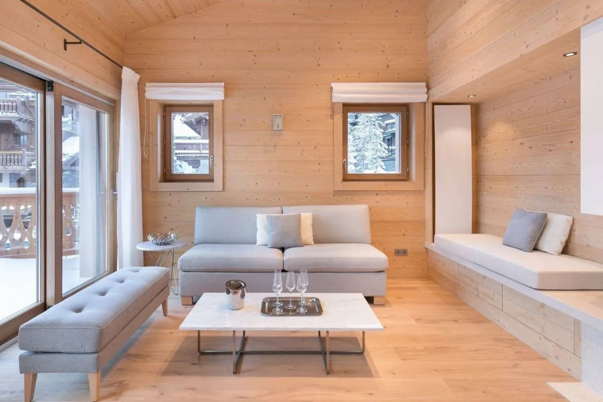 Inviting Mountain Apartment With Open Kitchen