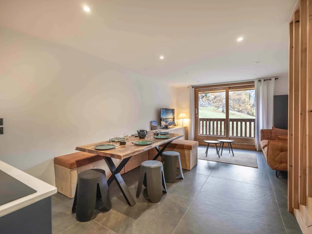 Village Mountain Apt With Modern Comfort photo 4