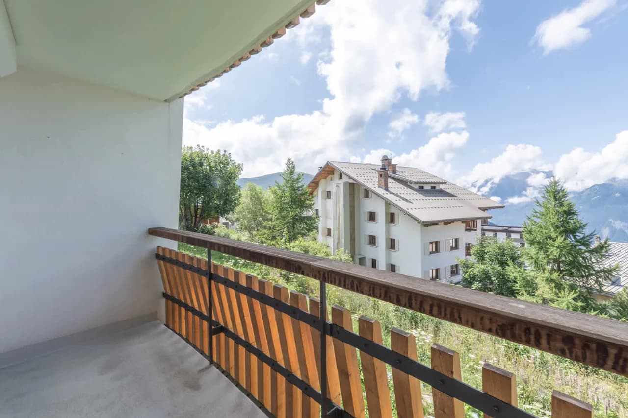 Serene Ski Apartment With Mountain Ambience photo 2