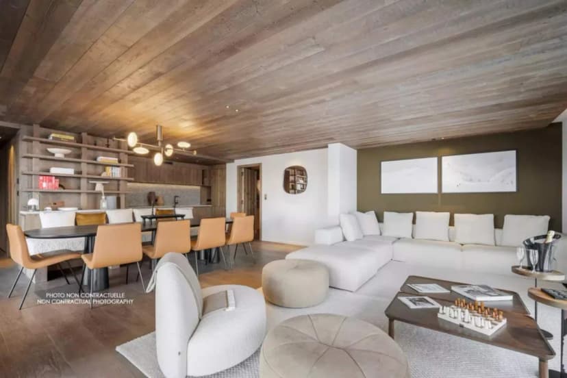 Elegant Alpine Living With Spa Facilities