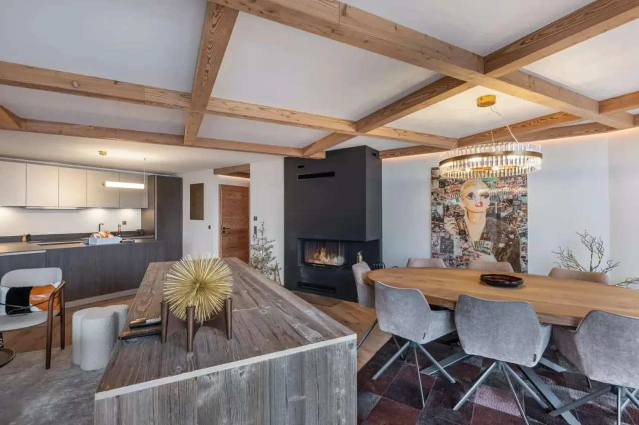 Direct-Slope Mountain Home With Relaxing Spa photo 4