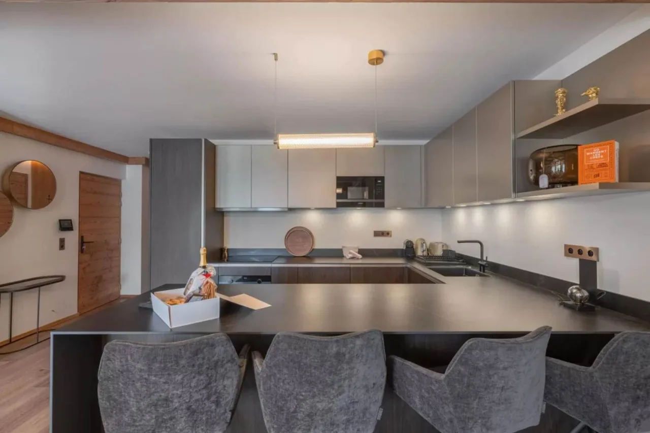 Comfort-Focused Alpine Stay With Great Access photo 4